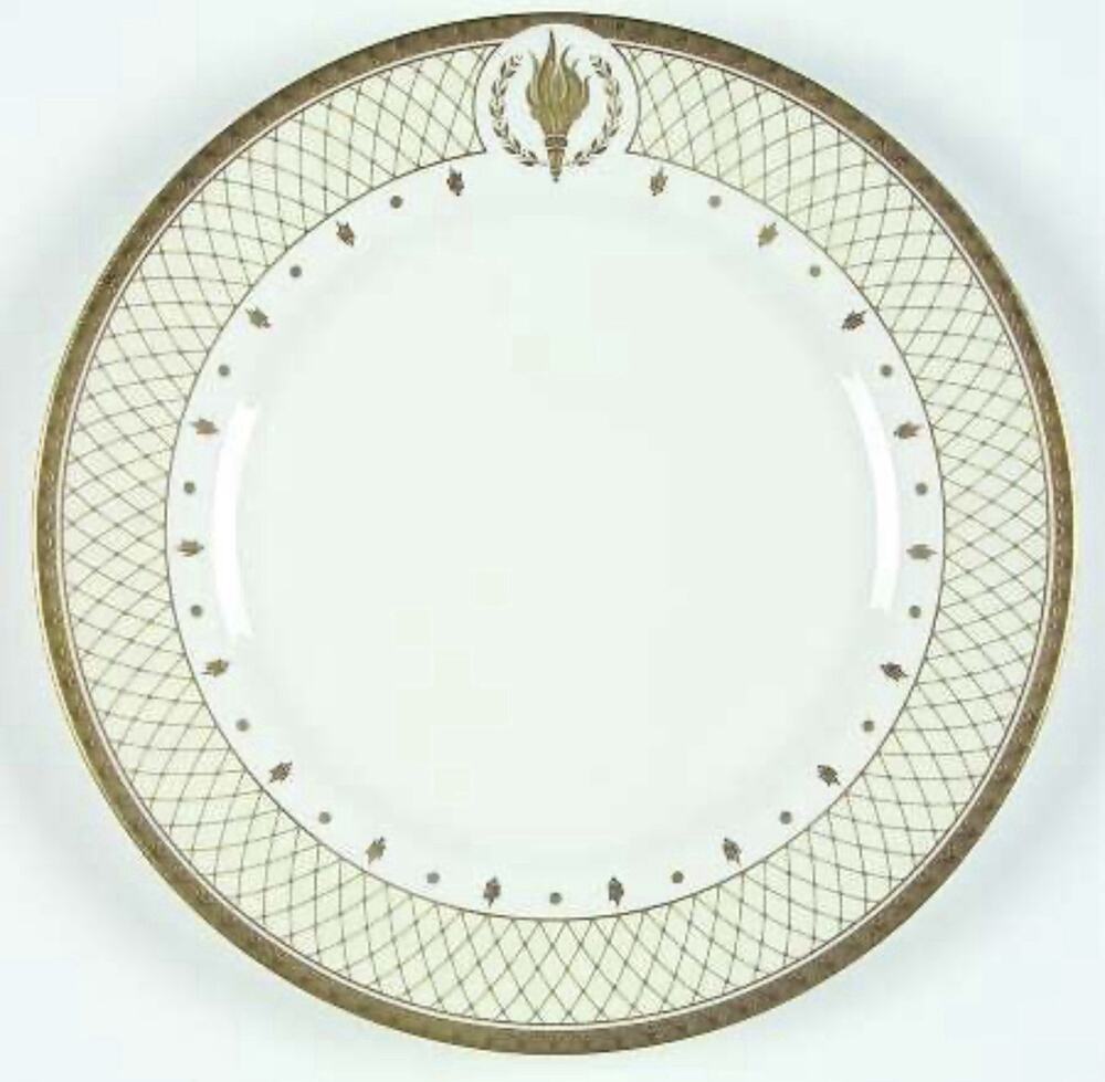 Clive Christian Royal Worcester Gold Featuring Empire Flame Dinner Plate